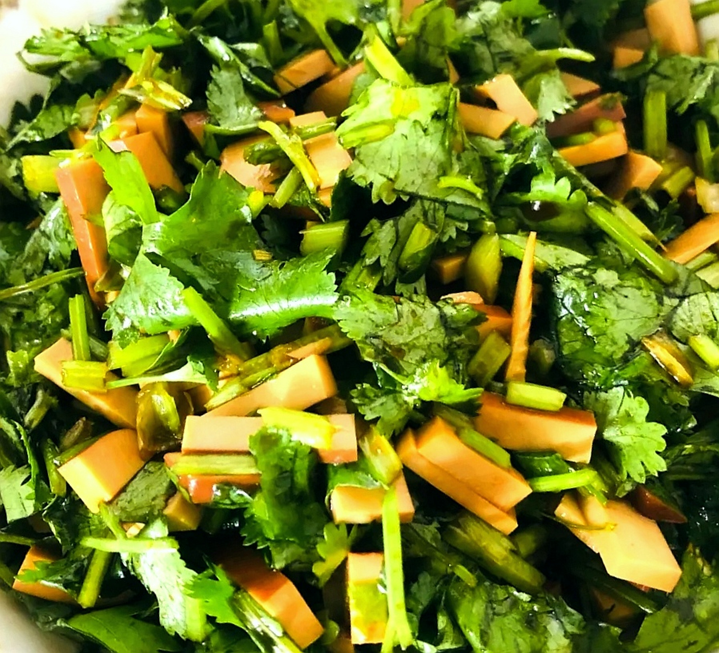 菜心鸡蛋干凉菜(袋装鸡蛋干怎么做好吃)