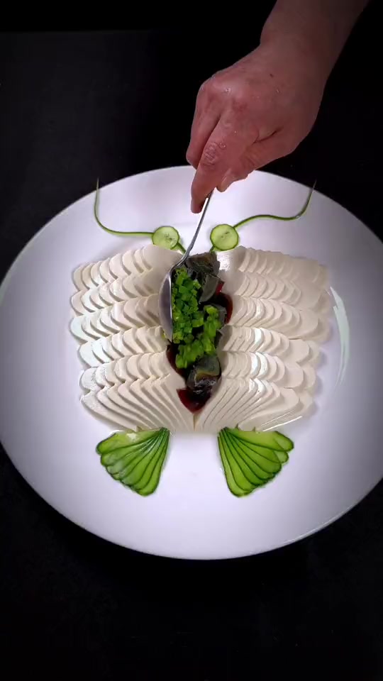 2018凉菜摆盘大全(凉菜摆盘花样图片及做法)