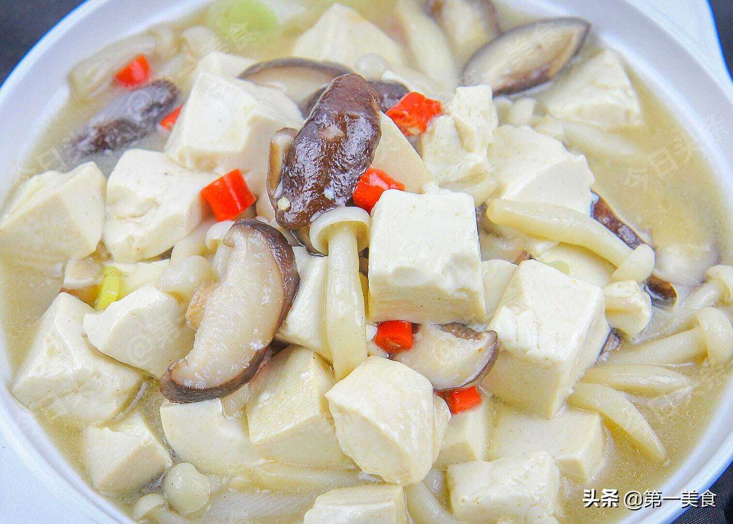 特色烩三菌(云南烩三菌)