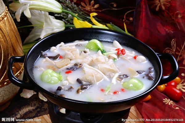 特色烩三菌(云南烩三菌)