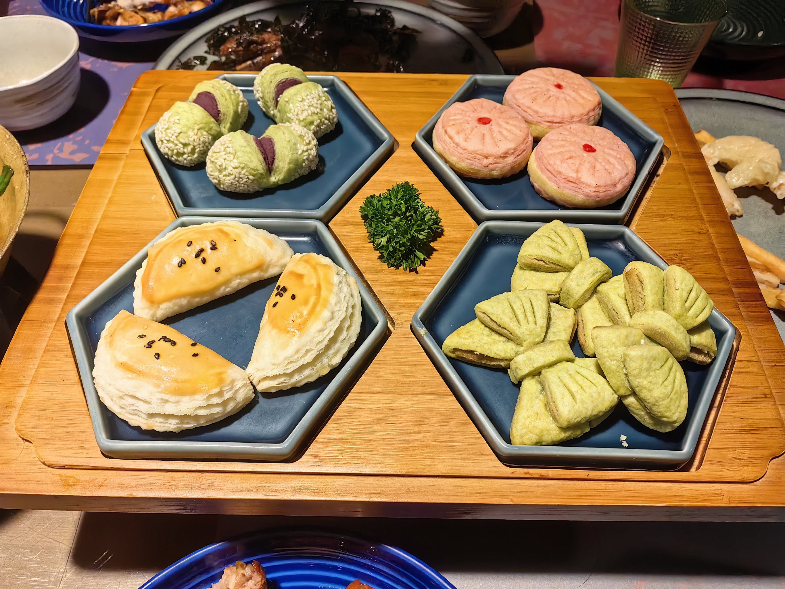 茶餐厅小吃(茶餐厅最受欢迎的菜品)