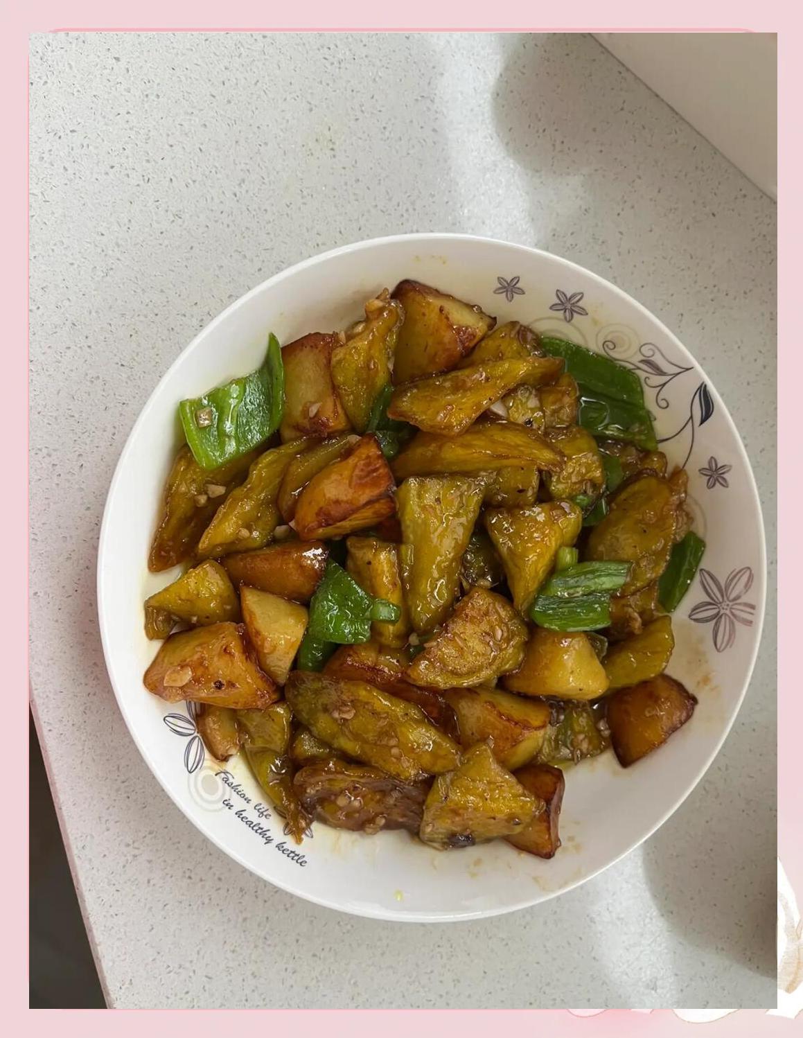 地三鲜的家常做(地三鲜的家常做法步骤料汁咋调)