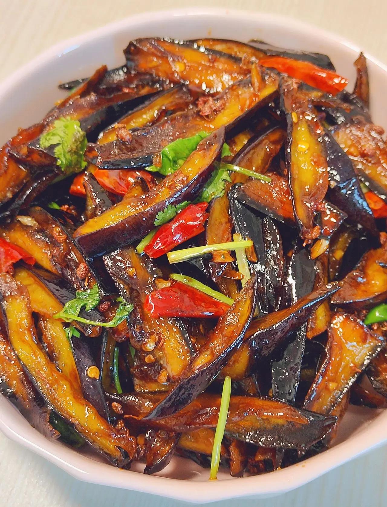 风味茄子家常做法(风味茄子家常做法拔丝地瓜的做法)