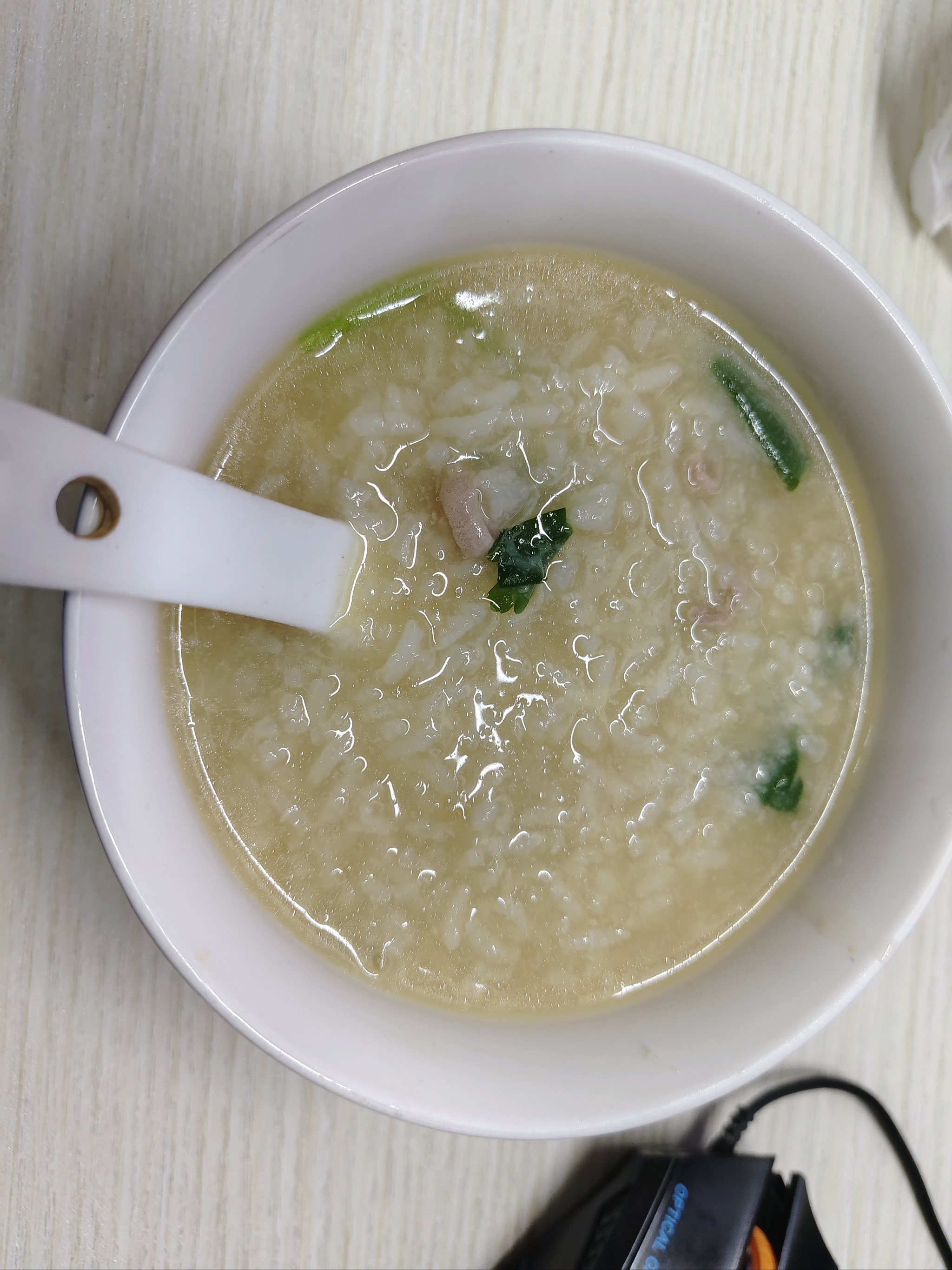 早餐猪肉粥(早餐店的瘦肉粥怎样熬成的)