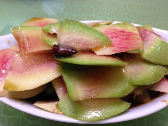 凉拌萝卜皮的家常做法(凉拌罗卜皮做法)