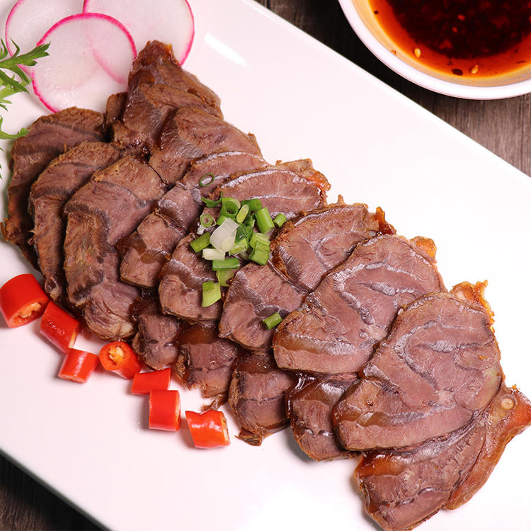 酱牛腱子特色(酱牛腱子的视频)