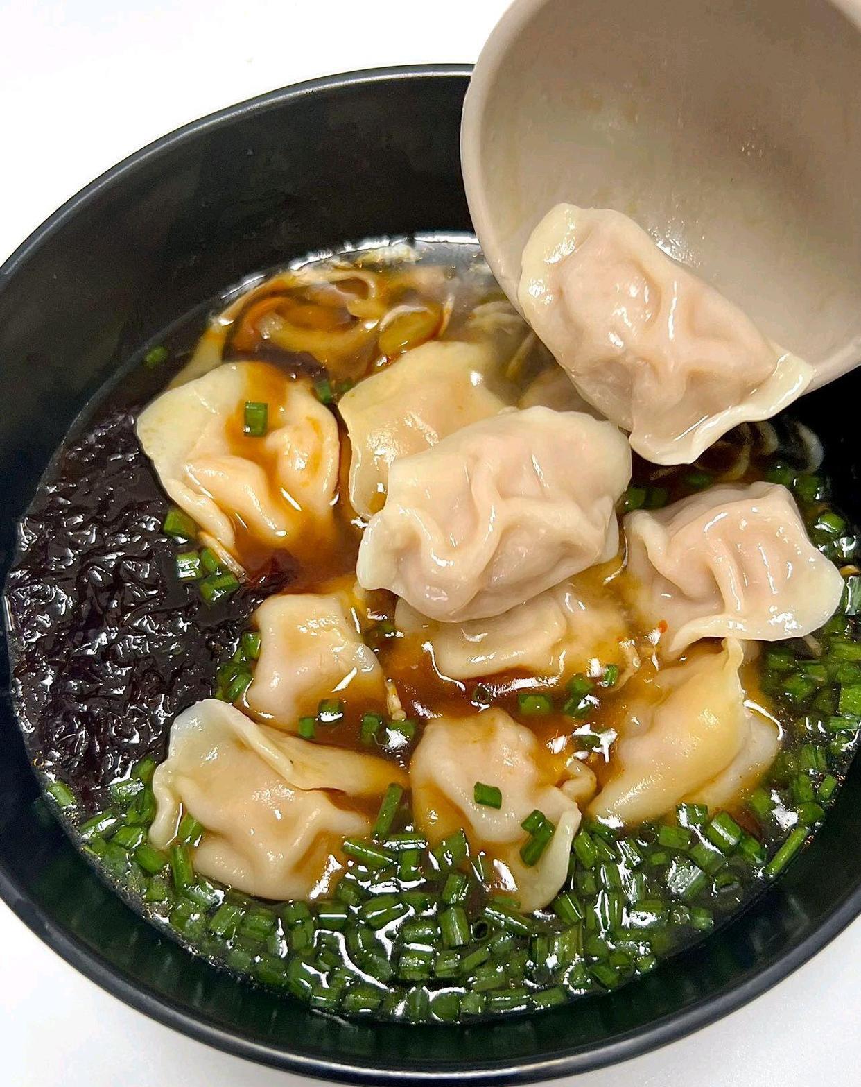 砂锅饺子家常做法(砂锅饺子汤料配方窍门)