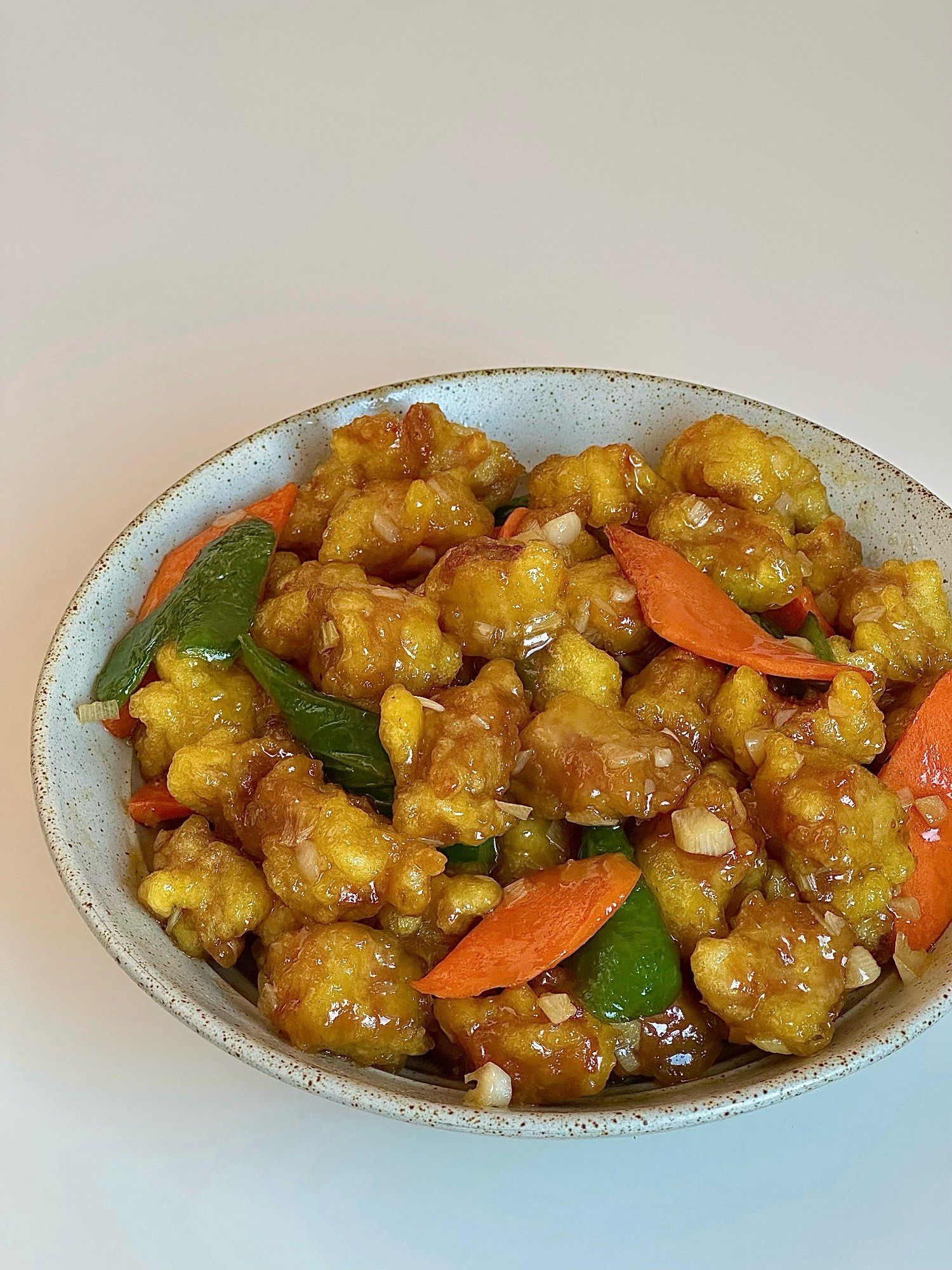 炸肉段的家常做法视频(炸肉段怎么做酥脆好吃窍门)