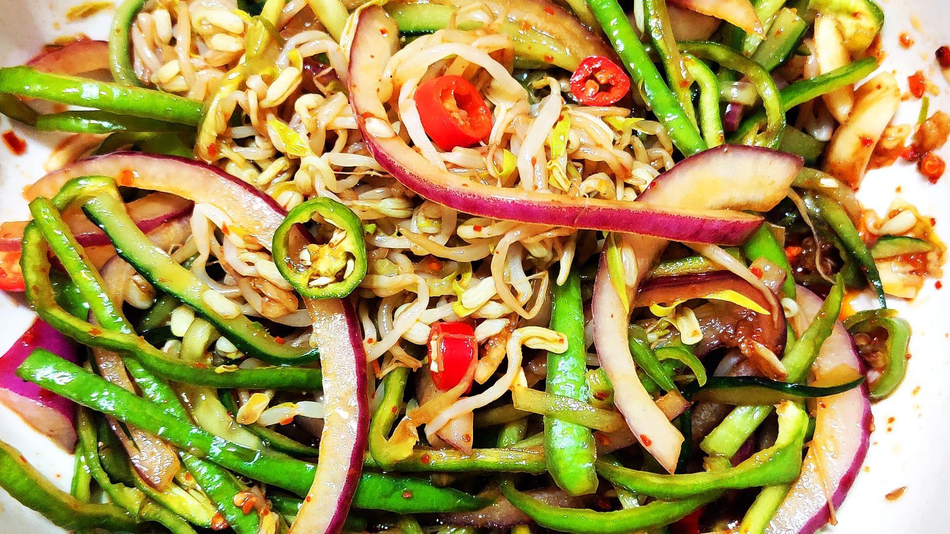 青椒葱头凉菜(青椒葱头凉菜怎么做)