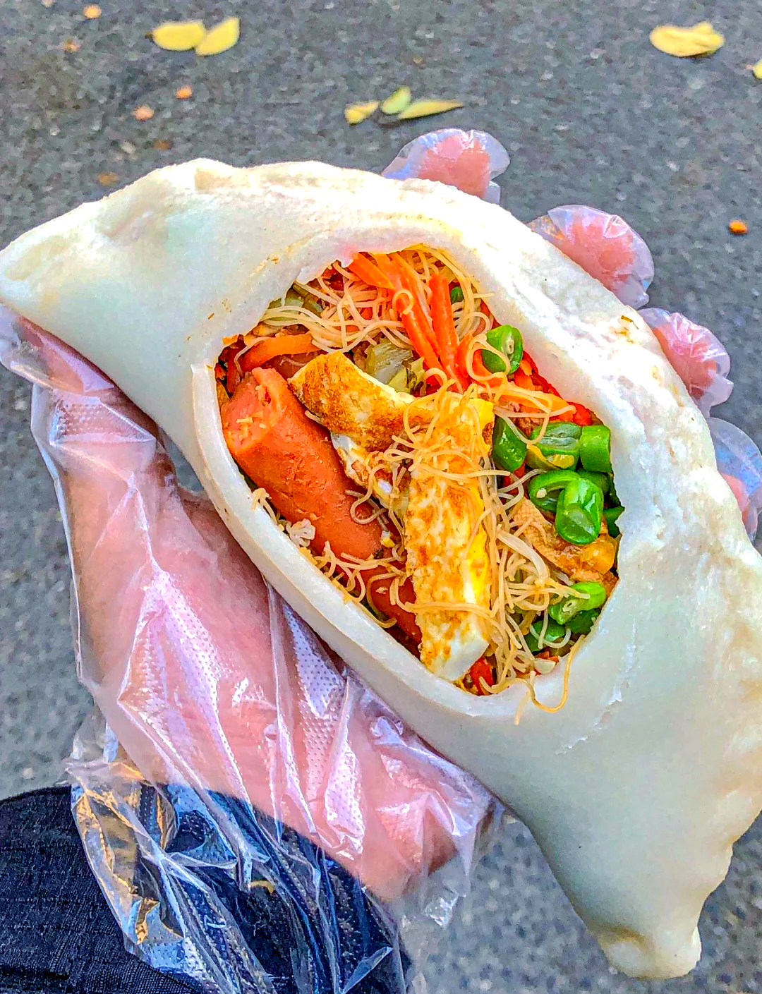 街边小吃蒸年糕(过年蒸年糕)