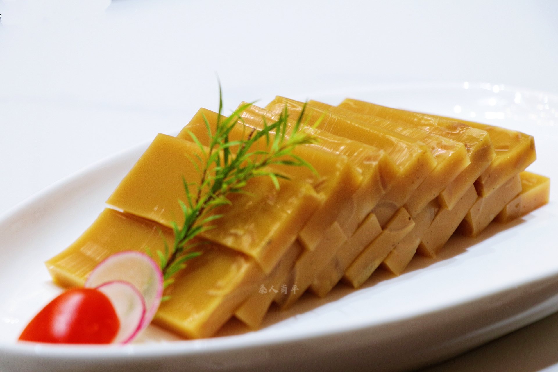 驴肉凉菜及功效(驴肉凉菜怎么调好吃)