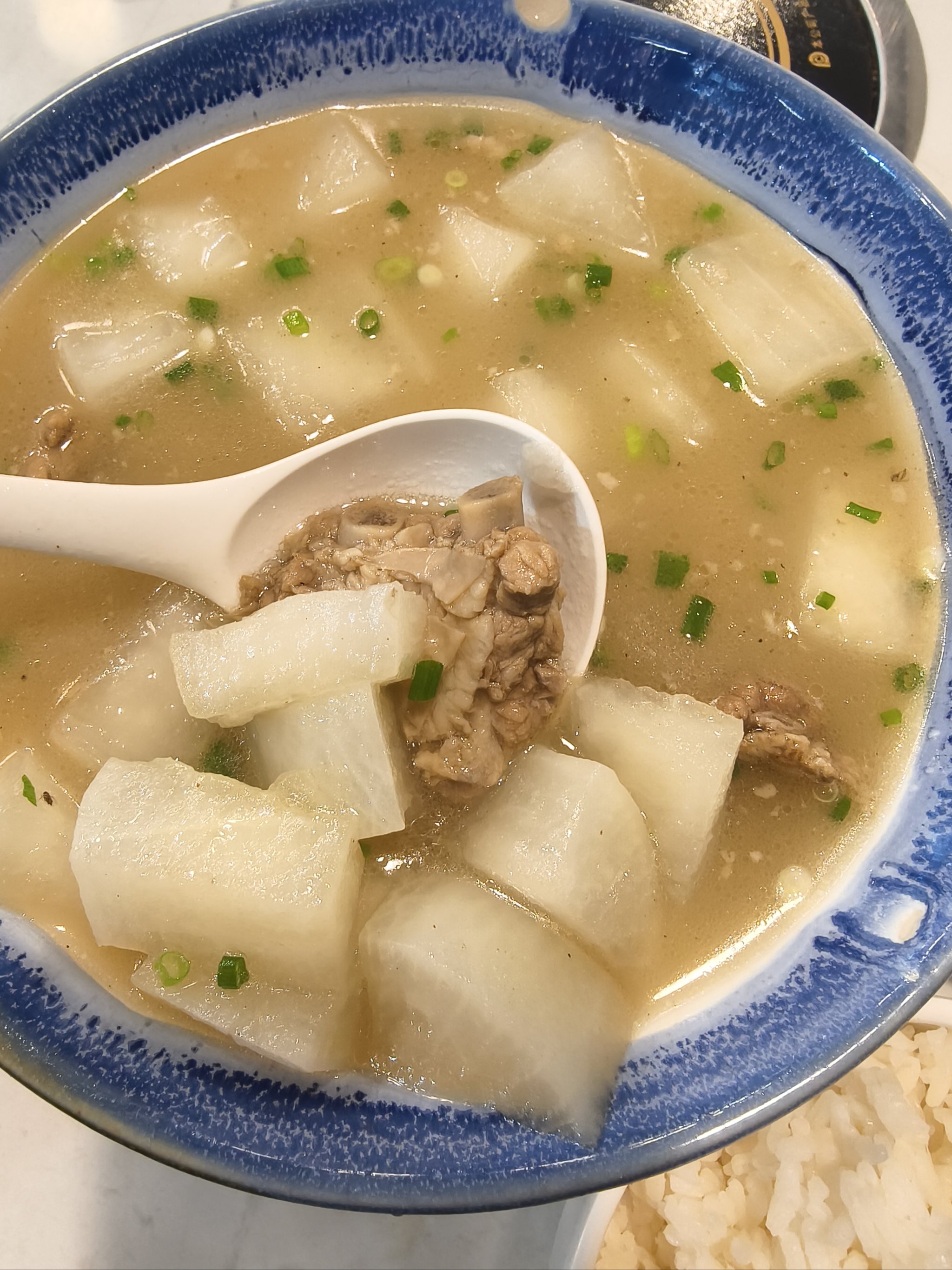 菜汤家常做法(虾米白菜汤家常做法)