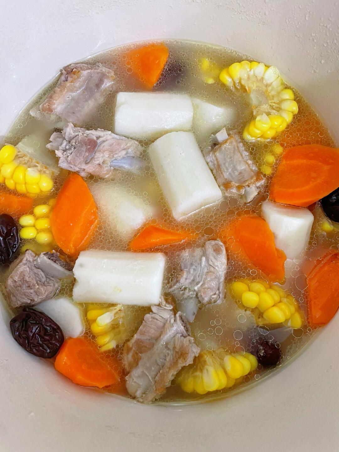 排骨煲汤的做法大全家常(排骨煲汤食谱100种做法大全)