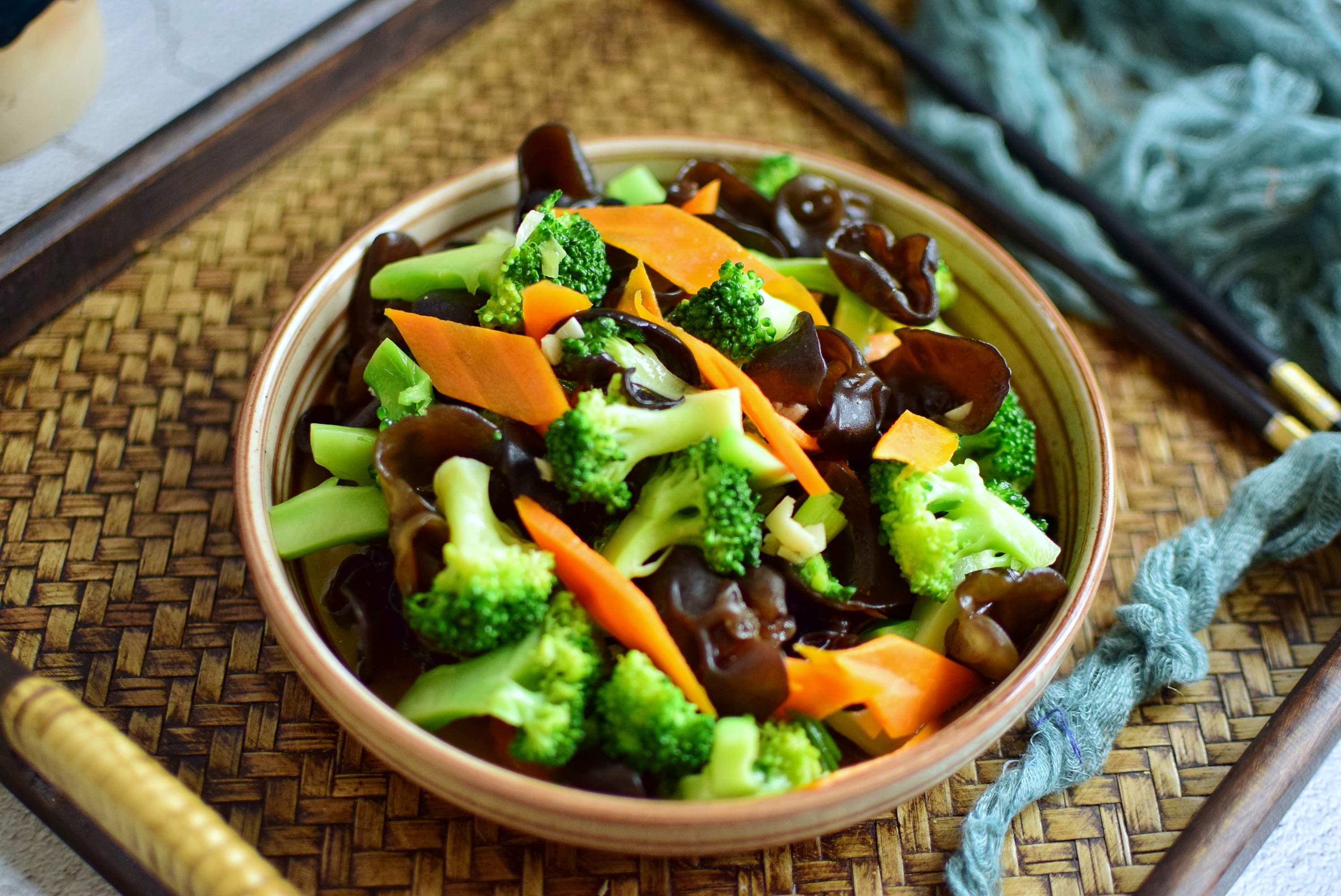 经典高端素菜(高端大气的素菜)