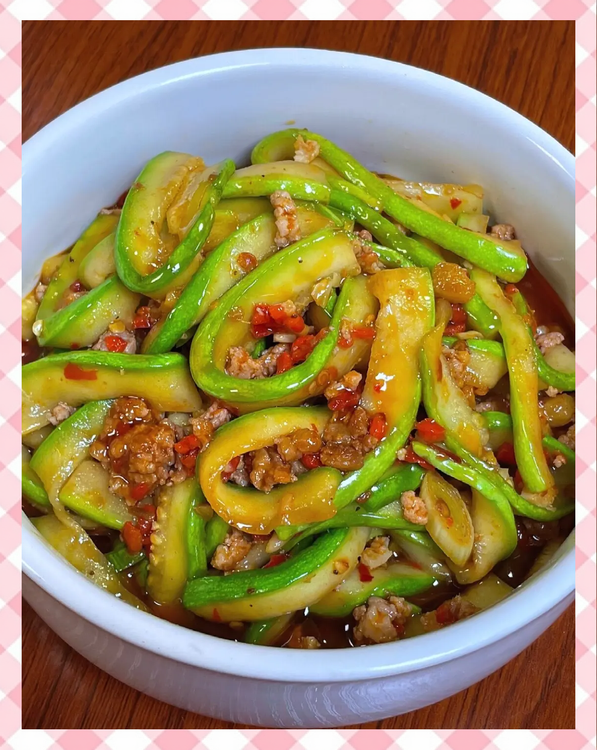 炒葫芦瓜素菜放姜吗(炒葫芦瓜素菜放姜吗怎么做)