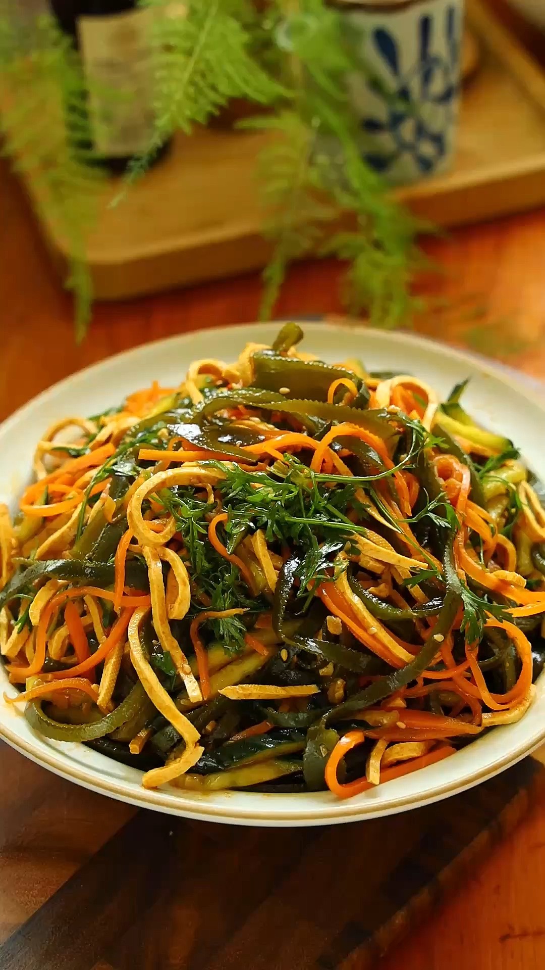 适合夏天凉拌的素菜(夏天最受欢迎的凉拌菜)