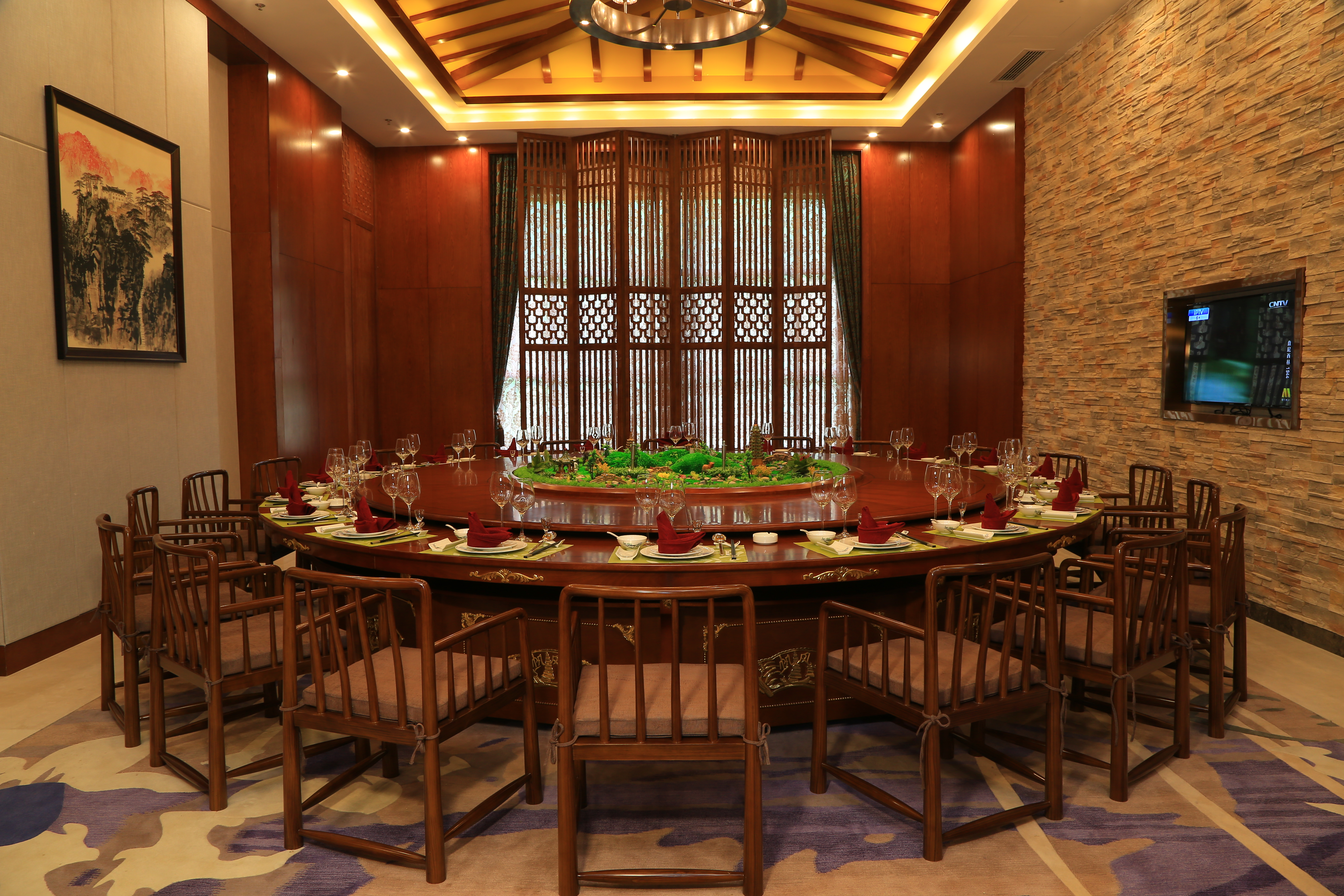 酒店特色餐厅图片大全集(酒店特色菜图片)