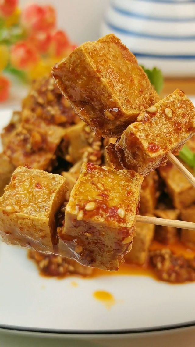 街头豆腐小吃(小吃街豆腐做法)