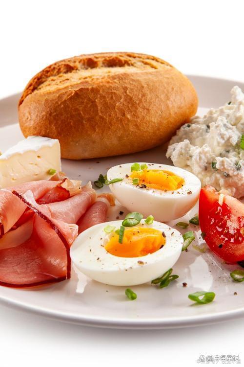 牛奶吃什么早餐(什么早餐配牛奶有营养)