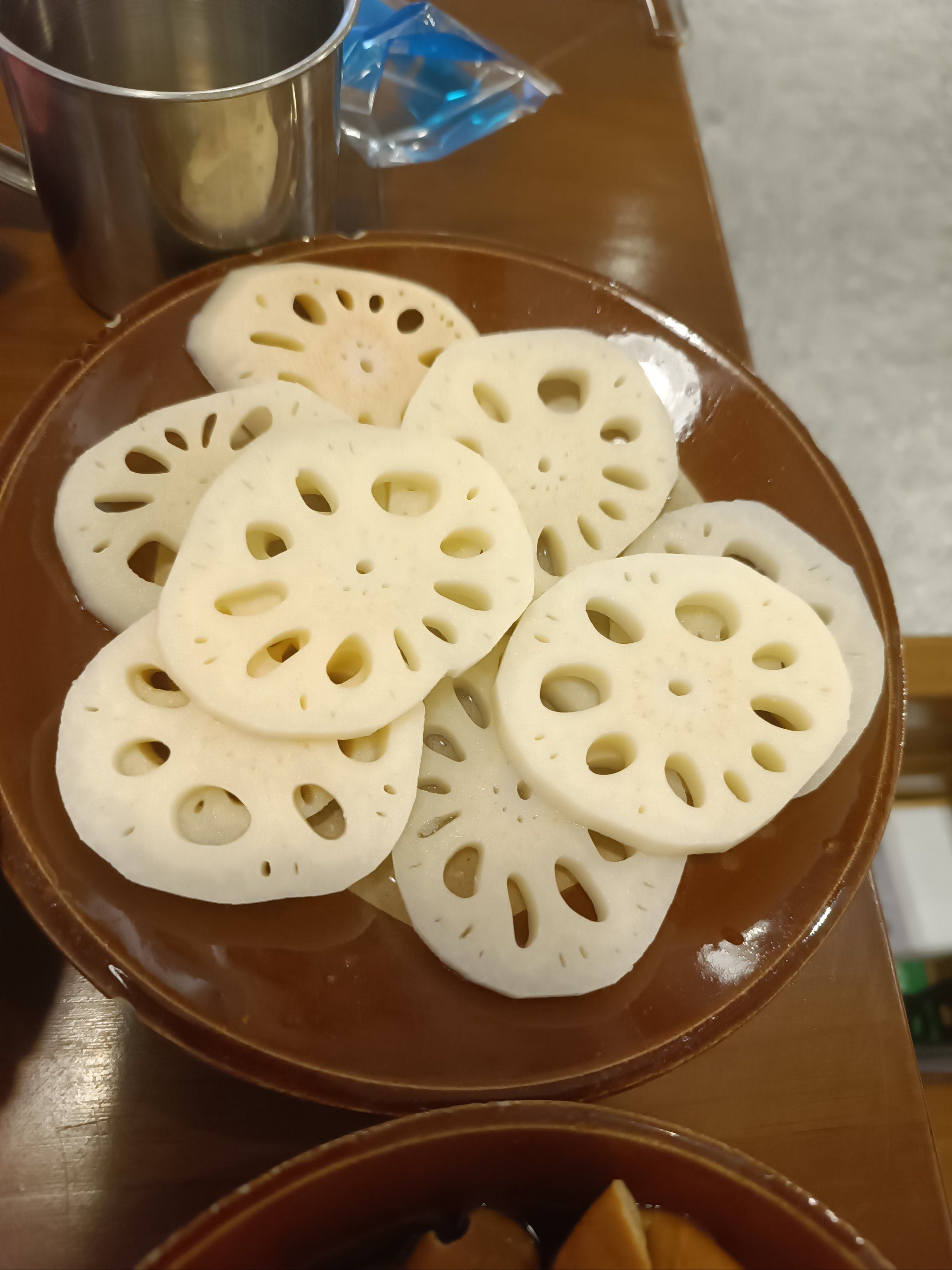 火锅里什么素菜最好吃(火锅里面什么素菜好吃)