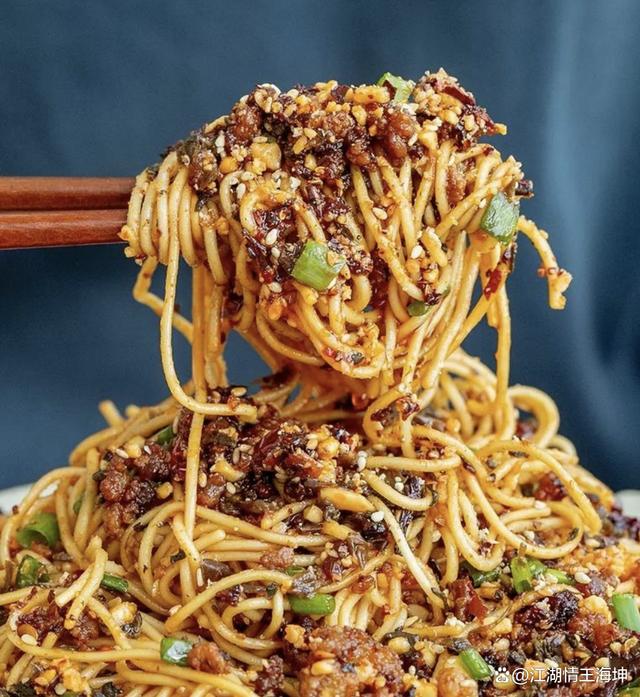 宜宾的特色食物燃面(宜宾燃面菜单图片) 宜宾的特色食物燃面(宜宾燃面菜单图片)