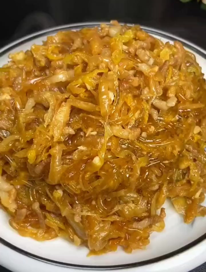 素菜酸菜炒粉条(酸菜炒粉条怎么做好吃)