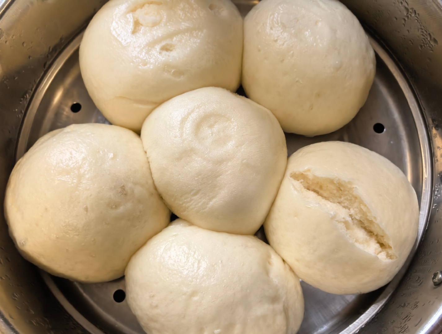 早餐吃肉包馒头(早餐吃肉包会发胖吗)