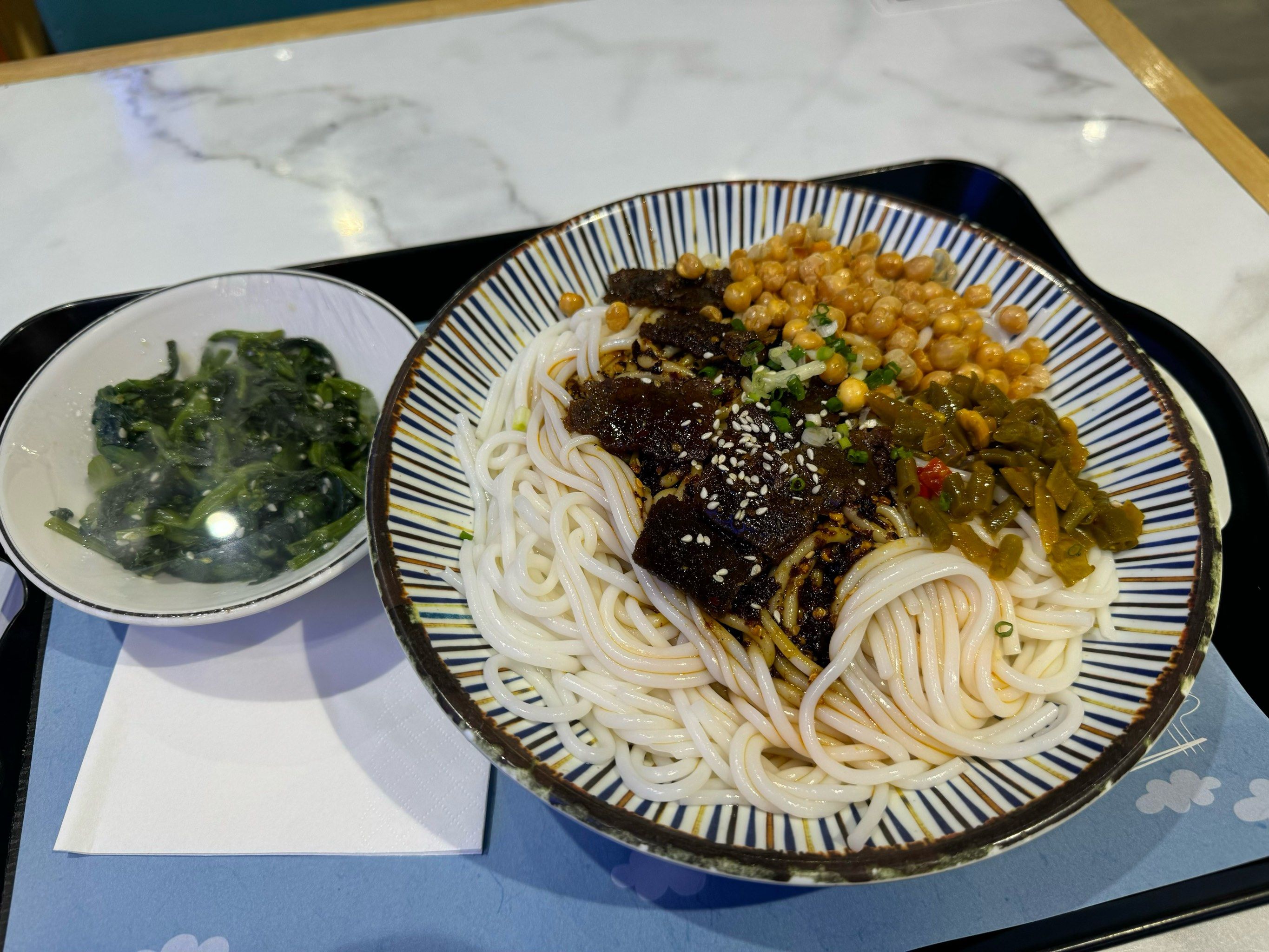 汤粉怎么拌凉菜(汤粉和拌粉的区别)