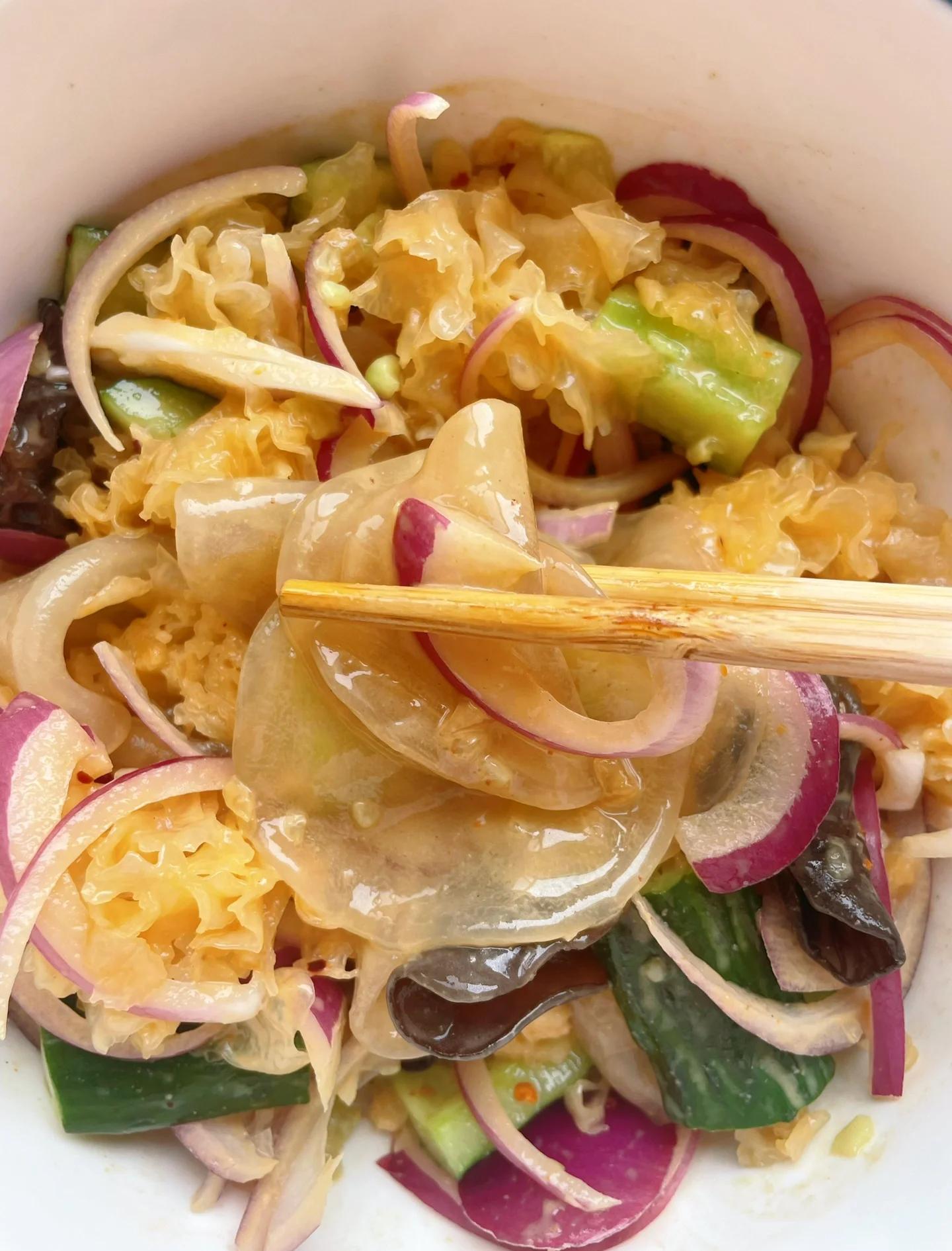 半凉菜的粉皮(拌凉菜的粉皮能炒吗)