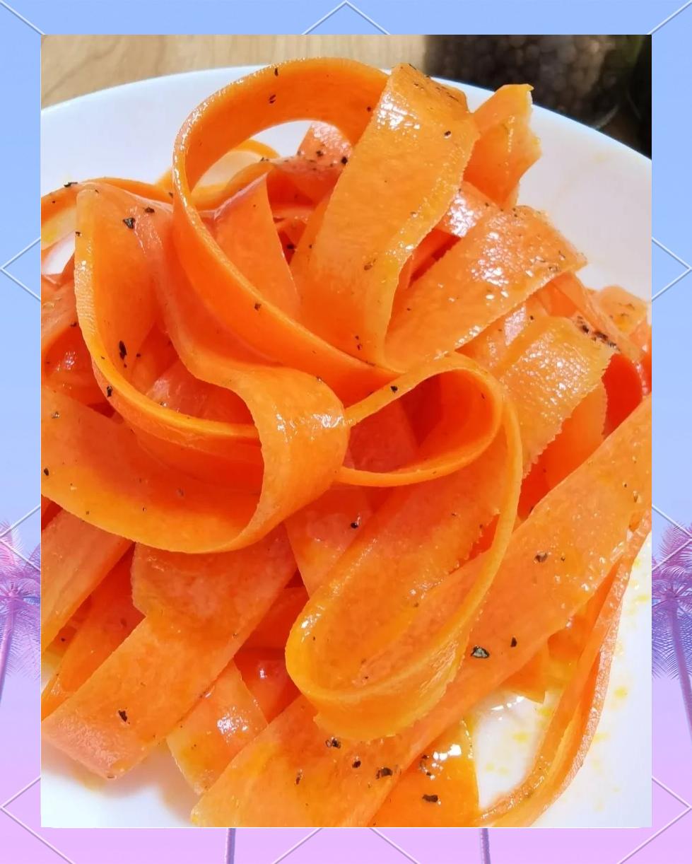 凉菜红萝卜(红萝卜伴凉菜)