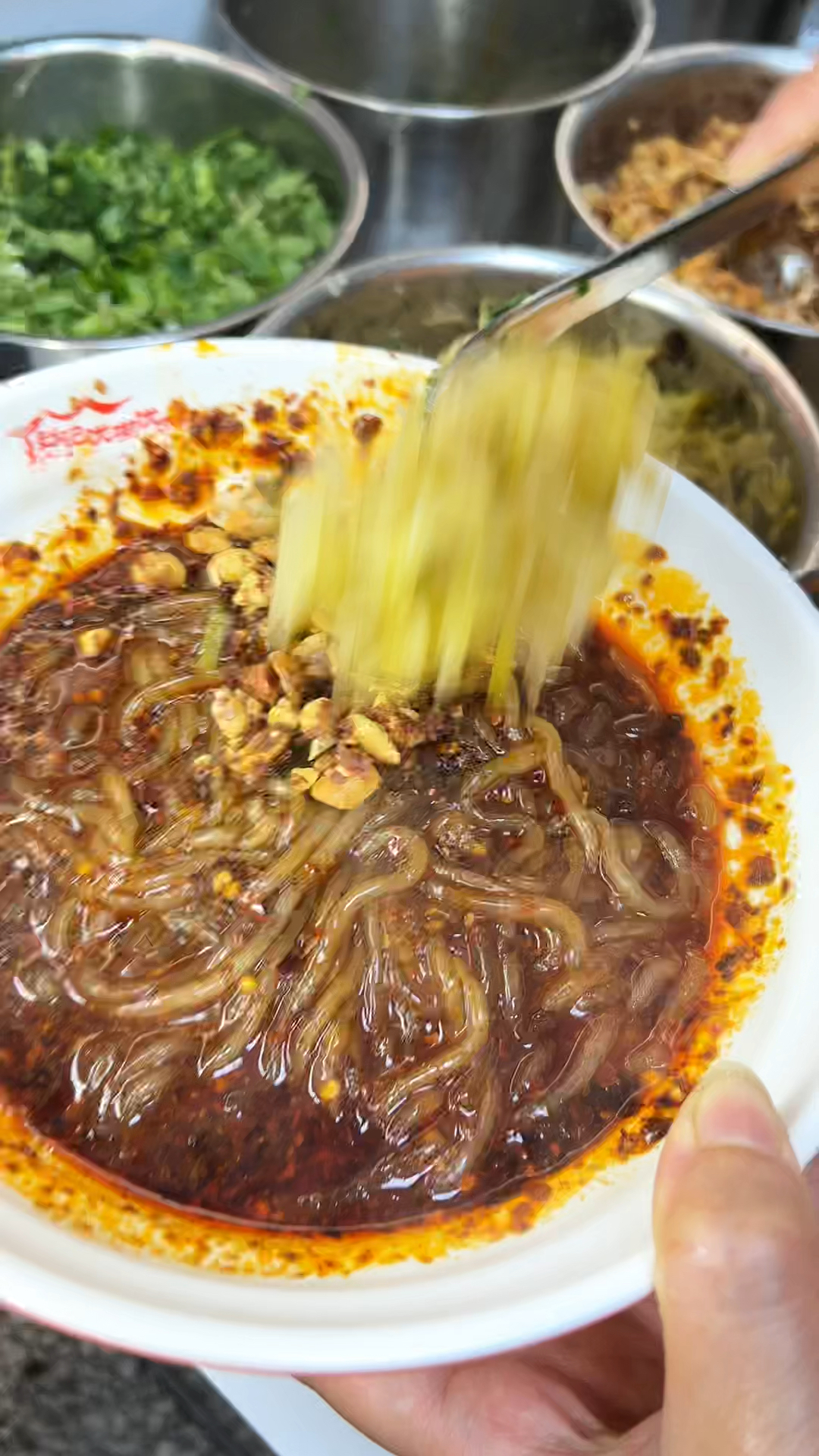 肥肠酸辣粉家常做法(肥肠酸辣粉家常做法大全)