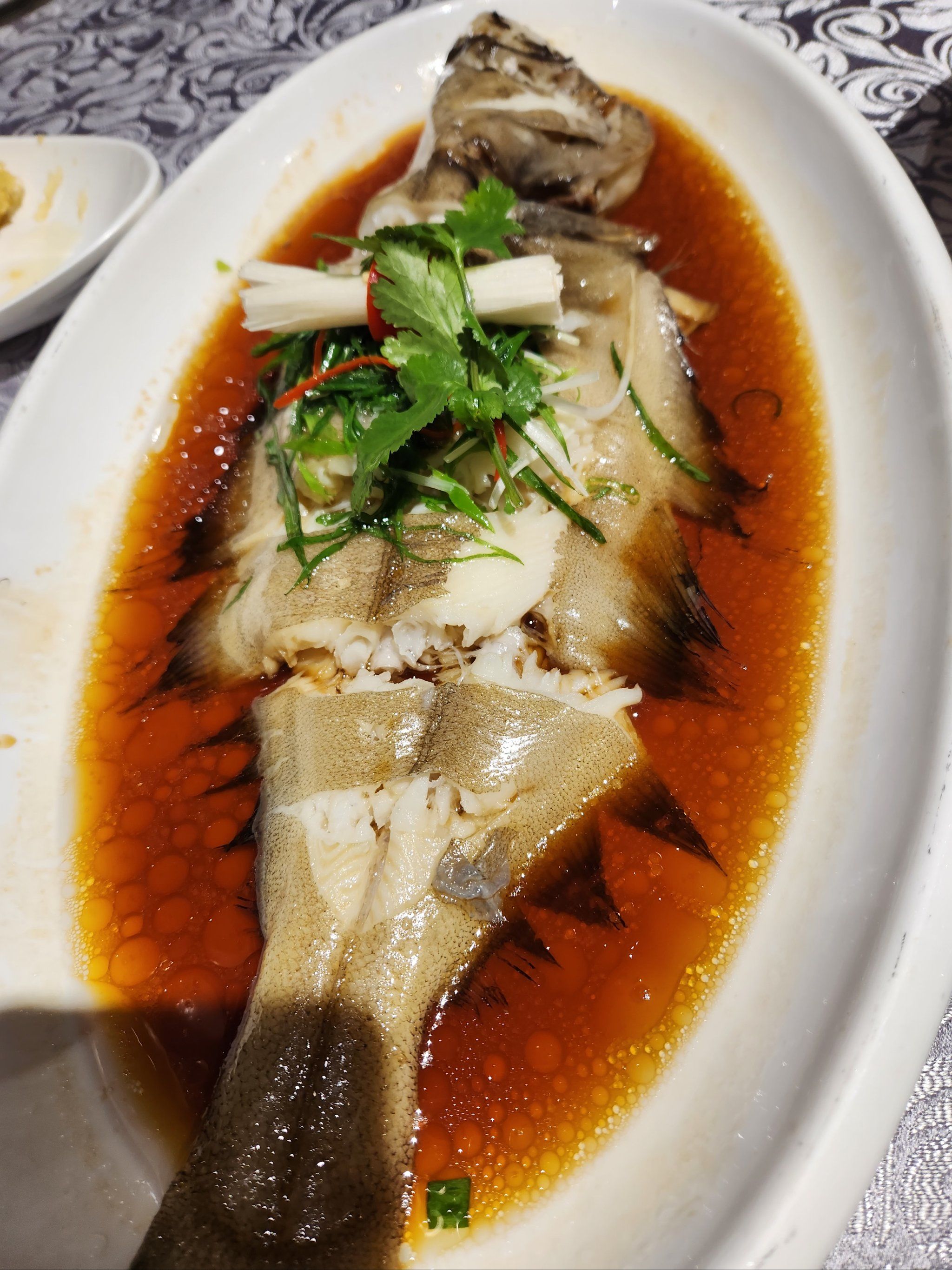 炖鲽鱼的家常做法(炖鳊鱼怎么做好吃又简单) 炖鲽鱼的家常做法(炖鳊鱼怎么做好吃又简单)