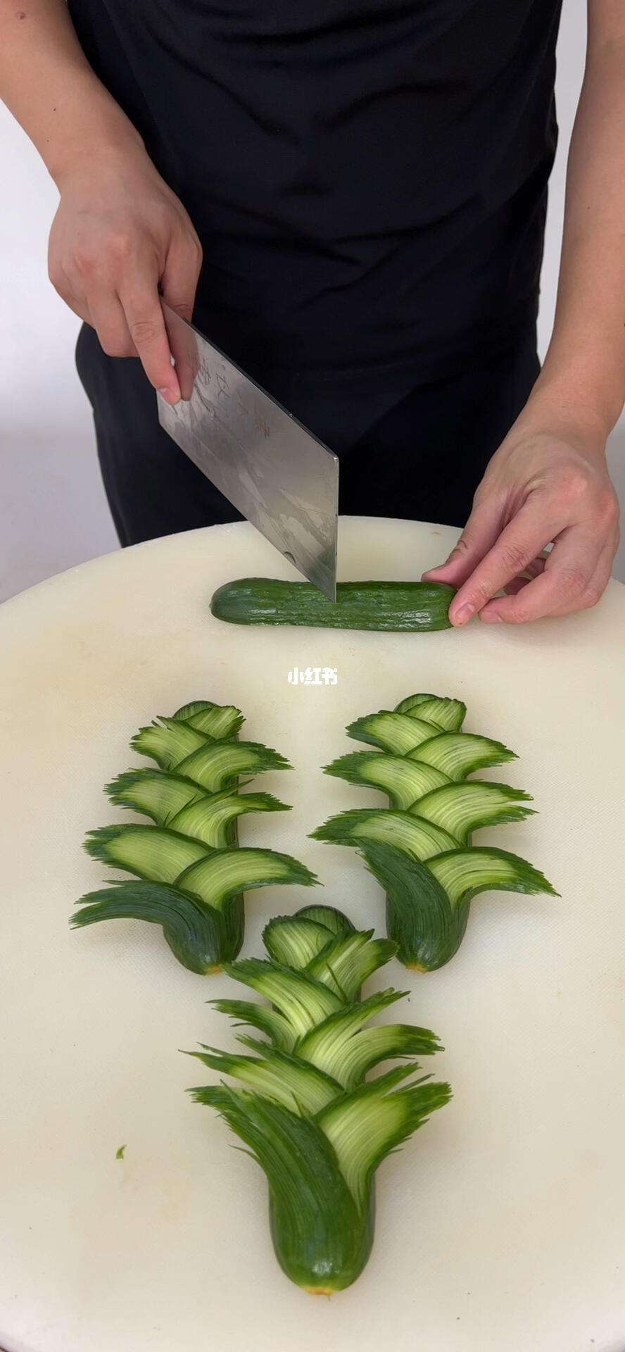 家常切黄瓜(黄瓜切法花式简单)