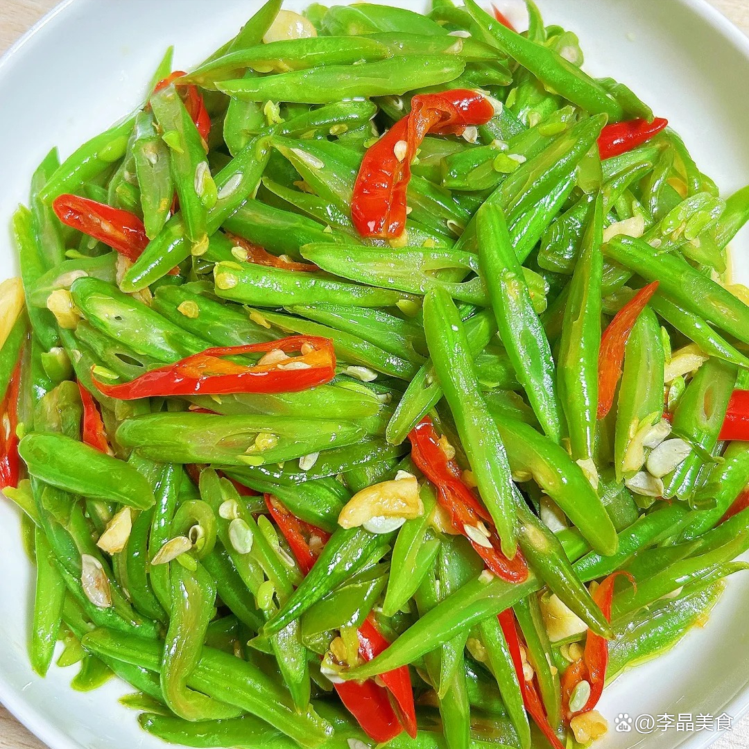 适合秋季吃的素菜家常菜(秋季素食菜谱家常菜)