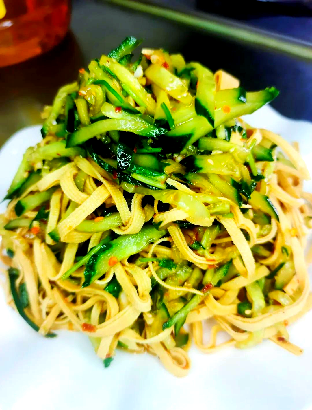 黄瓜凉粉豆腐干凉菜(豆腐干黄瓜粉丝怎么凉拌?)