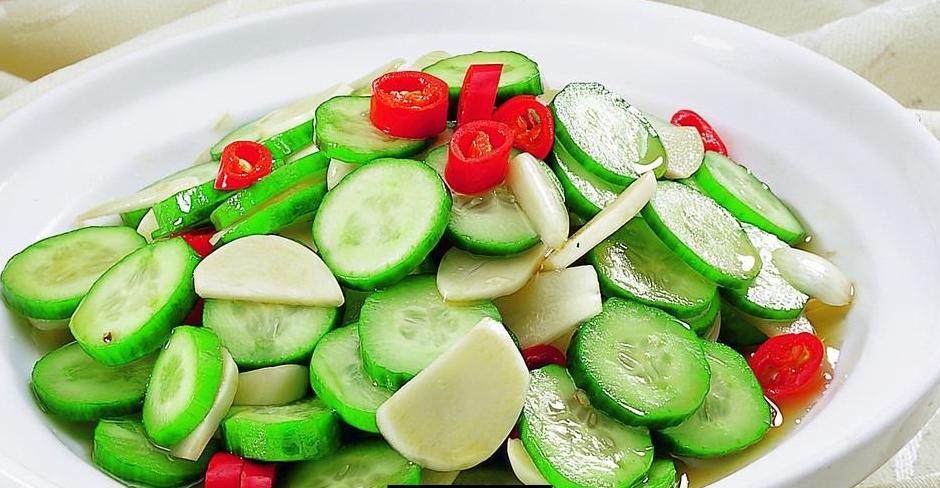 蒜黄瓜凉菜(蒜凉拌黄瓜怎么做好吃)
