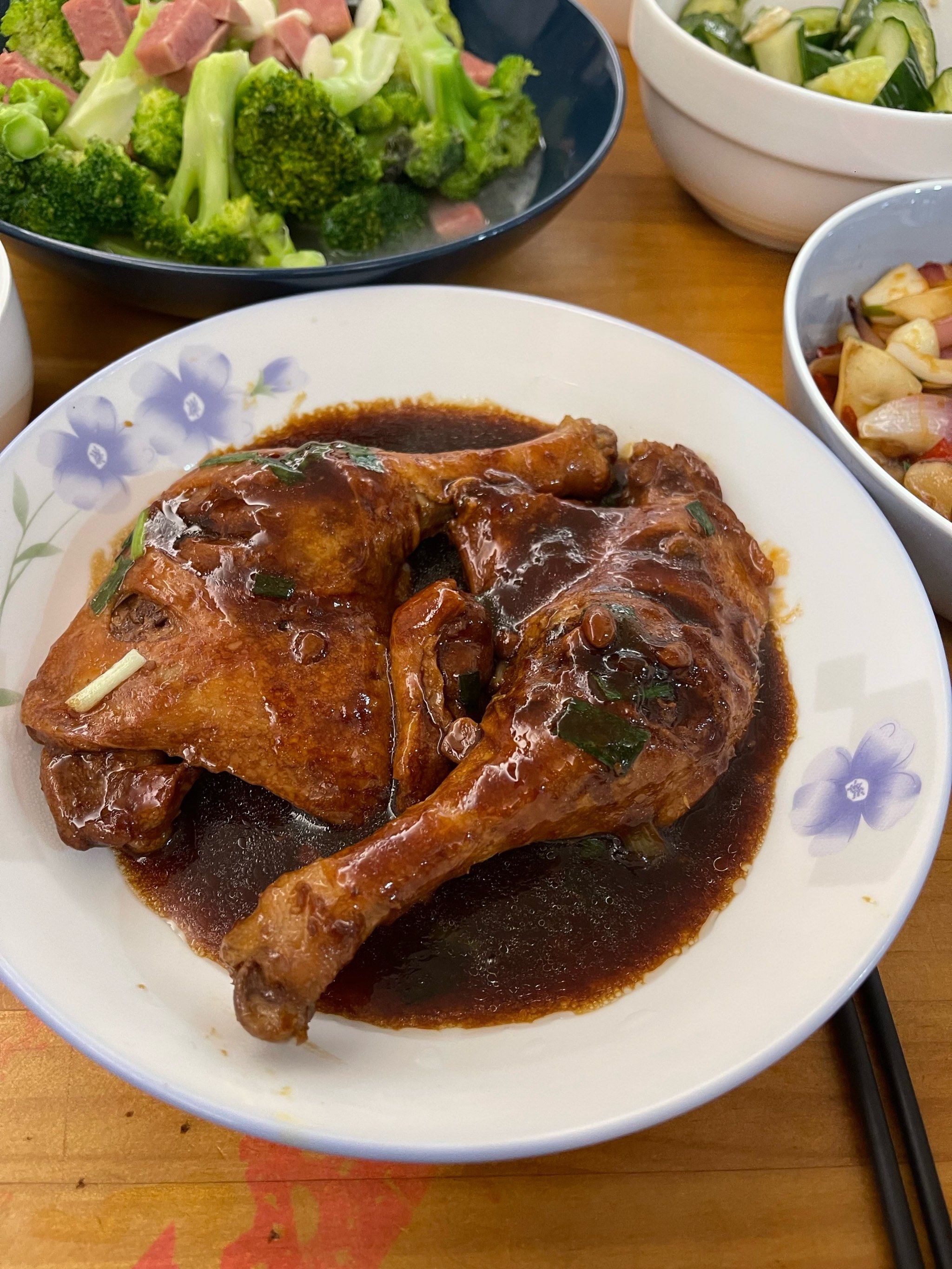 家常红烧鸭子(家常红烧鸭子的做法不放盐吗)