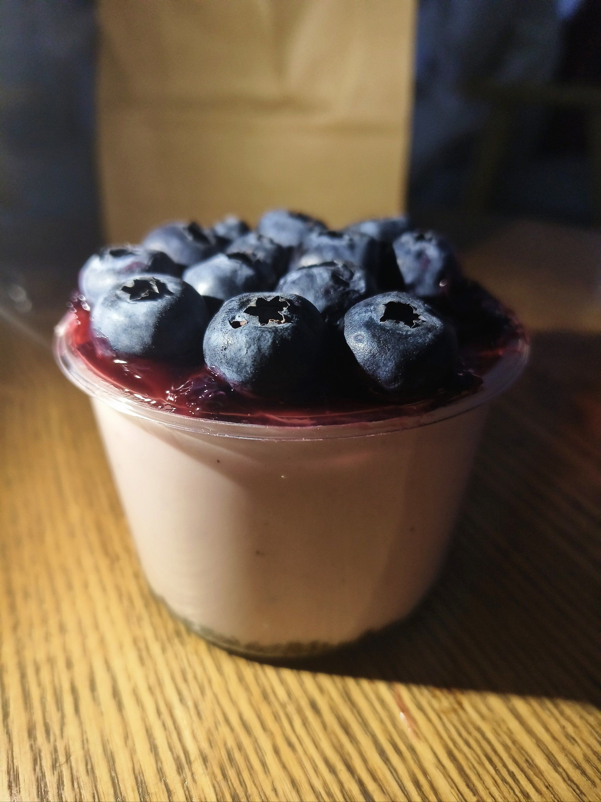 蓝莓慕斯特色(蓝莓慕斯好吃吗)