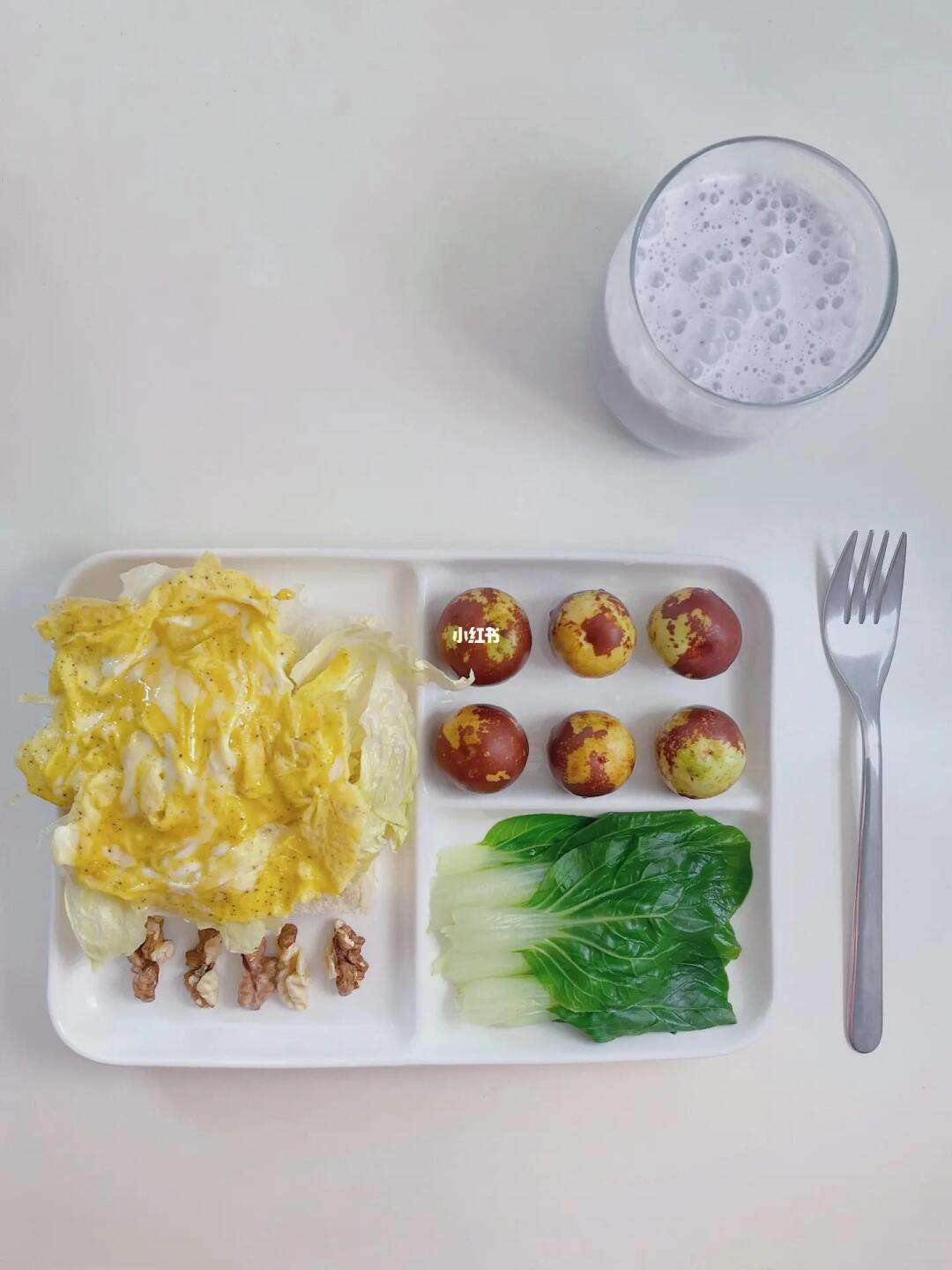 早餐牛奶鸡蛋行吗(早餐牛奶鸡蛋一起吃好不好)