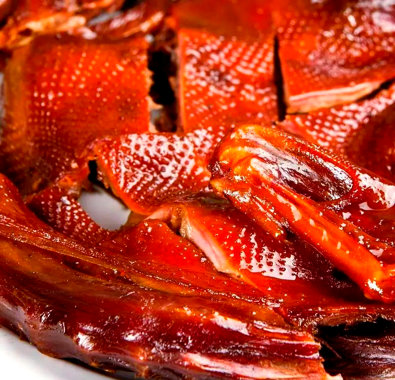 酱烧鸭子的特色(酱烧鸭子的特色有哪些)