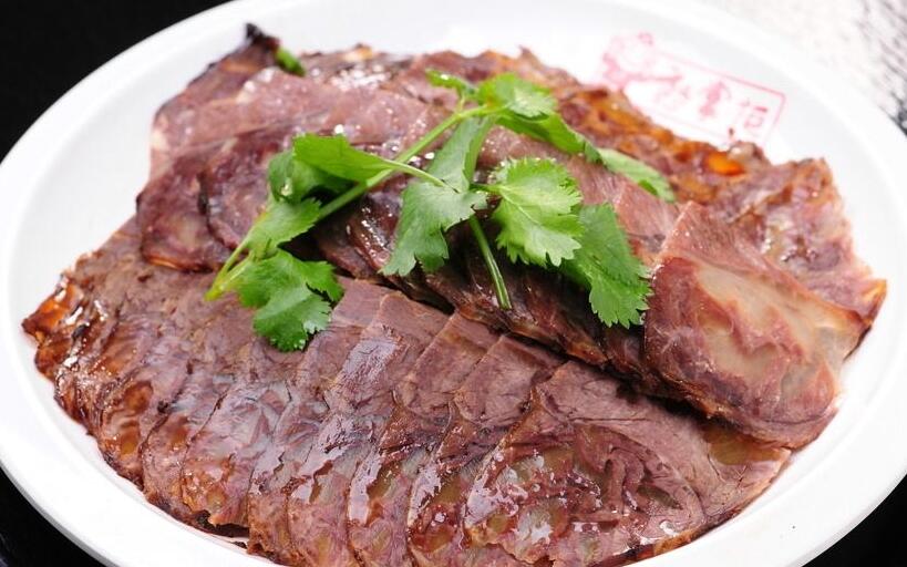 牛肉店凉菜(凉菜店里的牛肉怎么做的)