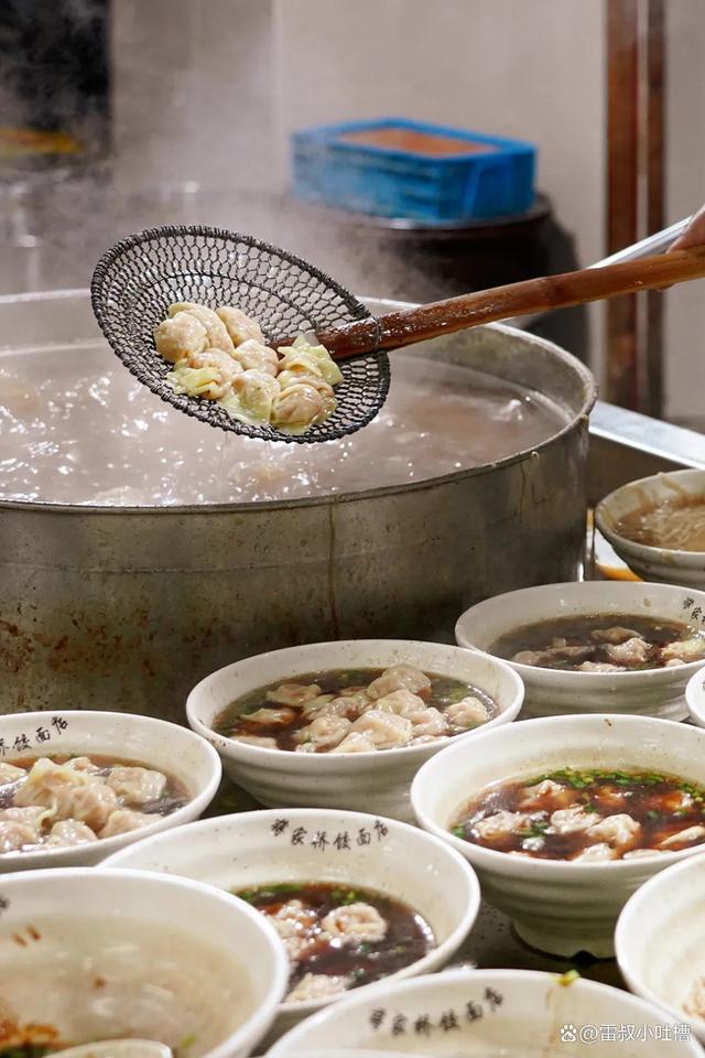 面条汤头早餐摊(早餐面条的汤底做法)