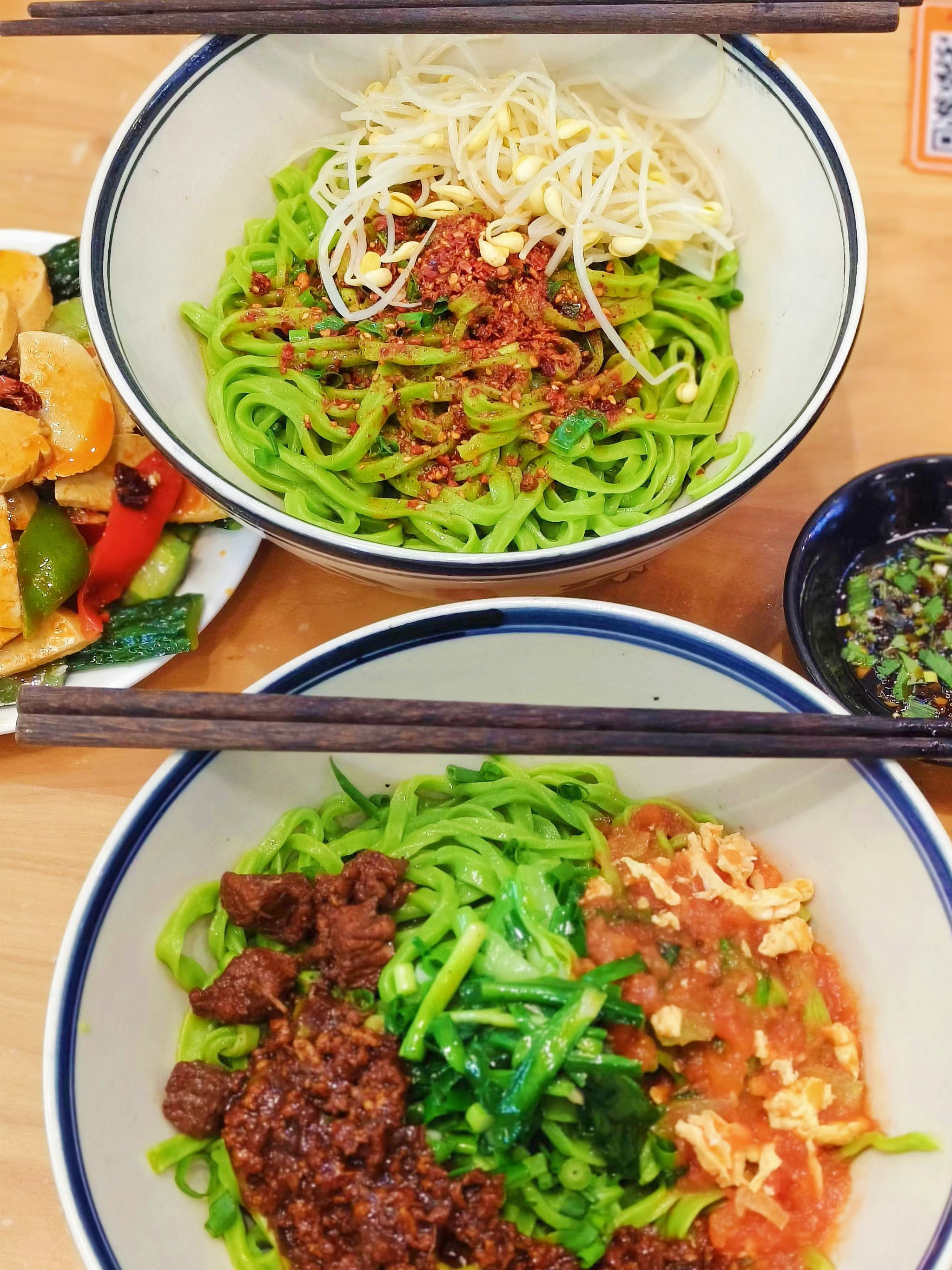 特色锅烧菠菜面(特色锅烧菠菜面条的做法)