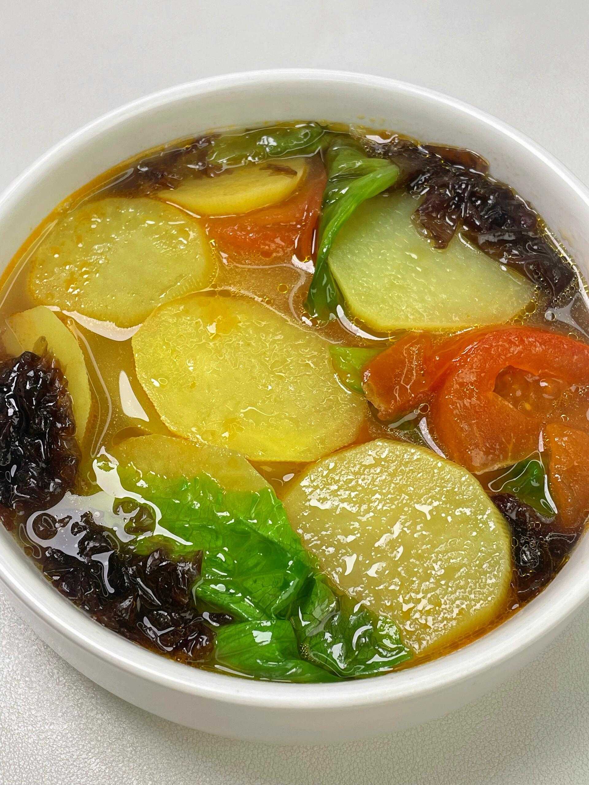 素菜汤锅怎么做好吃(素菜汤锅怎么做好吃视频)