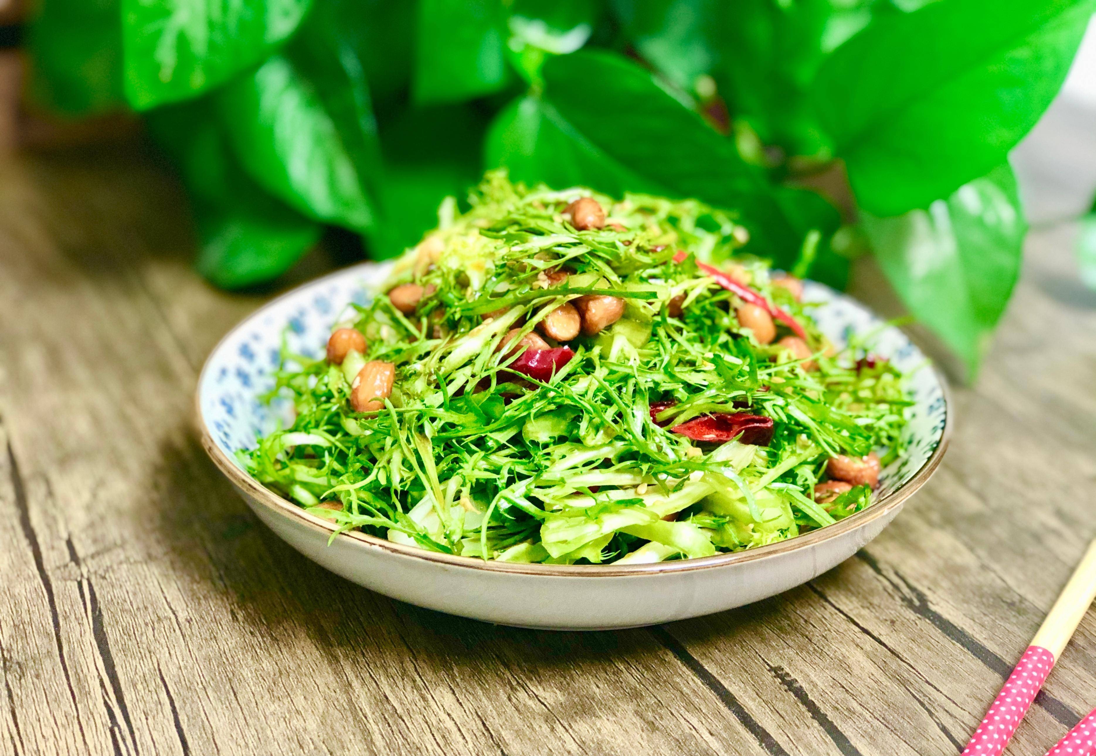 家常拌苦菊(饭店拌苦菊的做法大全)