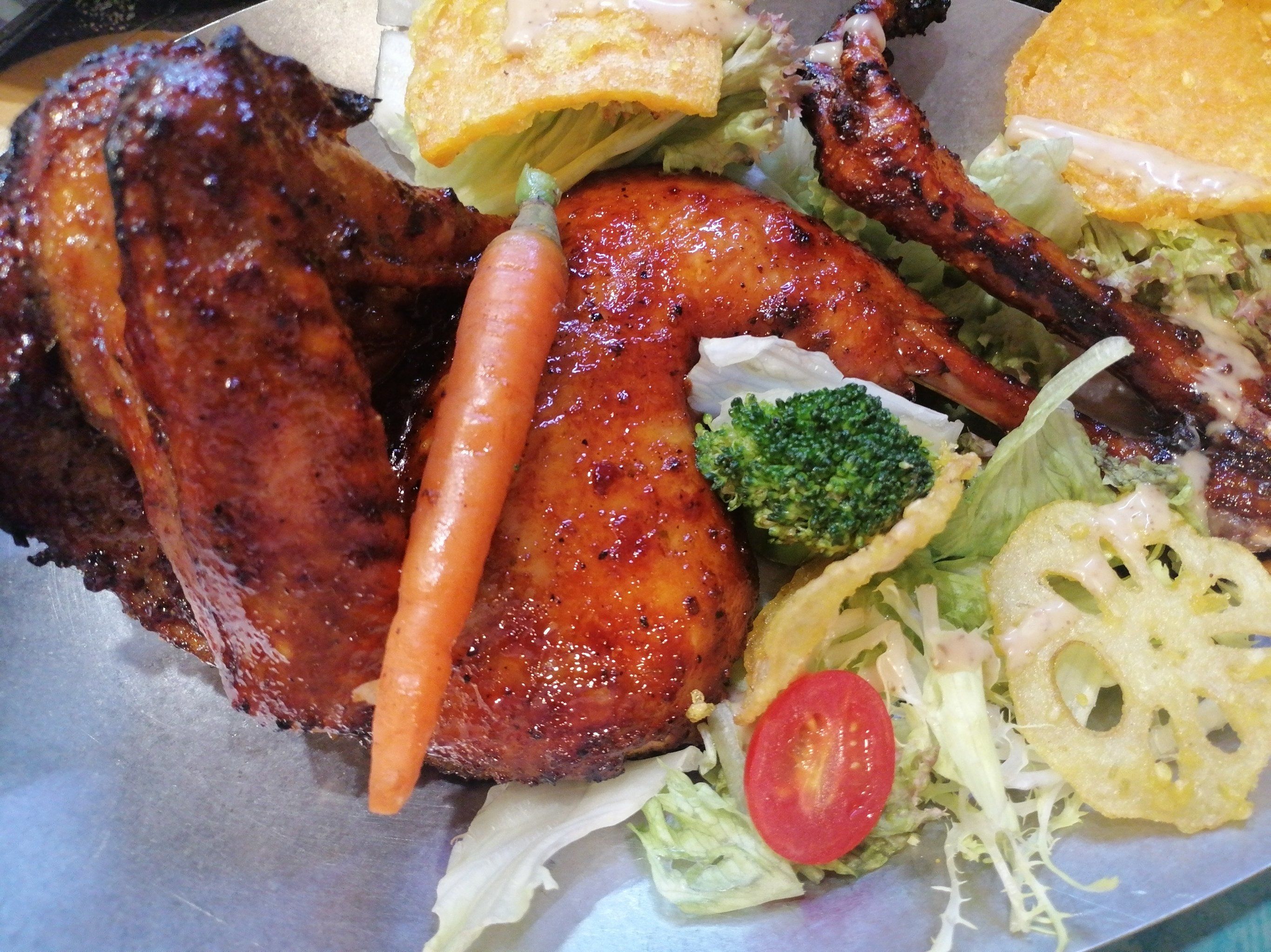 烤鸡翅可以放什么素菜(烤鸡翅可以放什么素菜好吃)