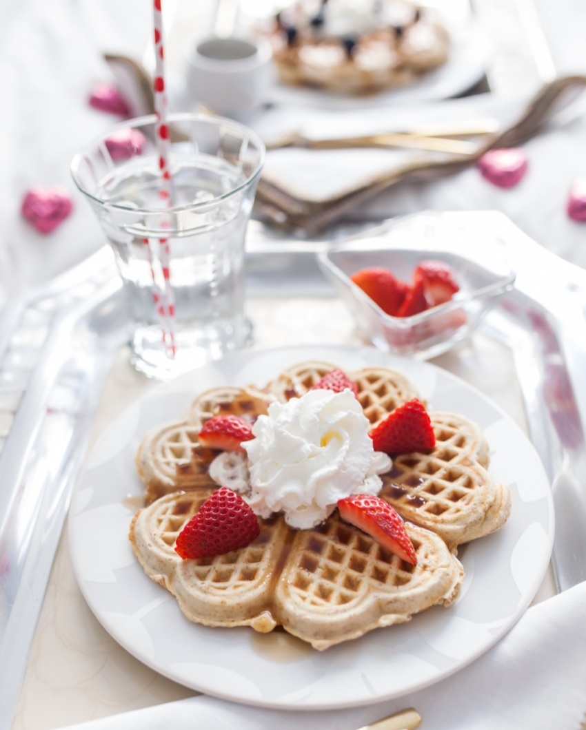 西方早餐简单美食(西方早餐简单美食有哪些)