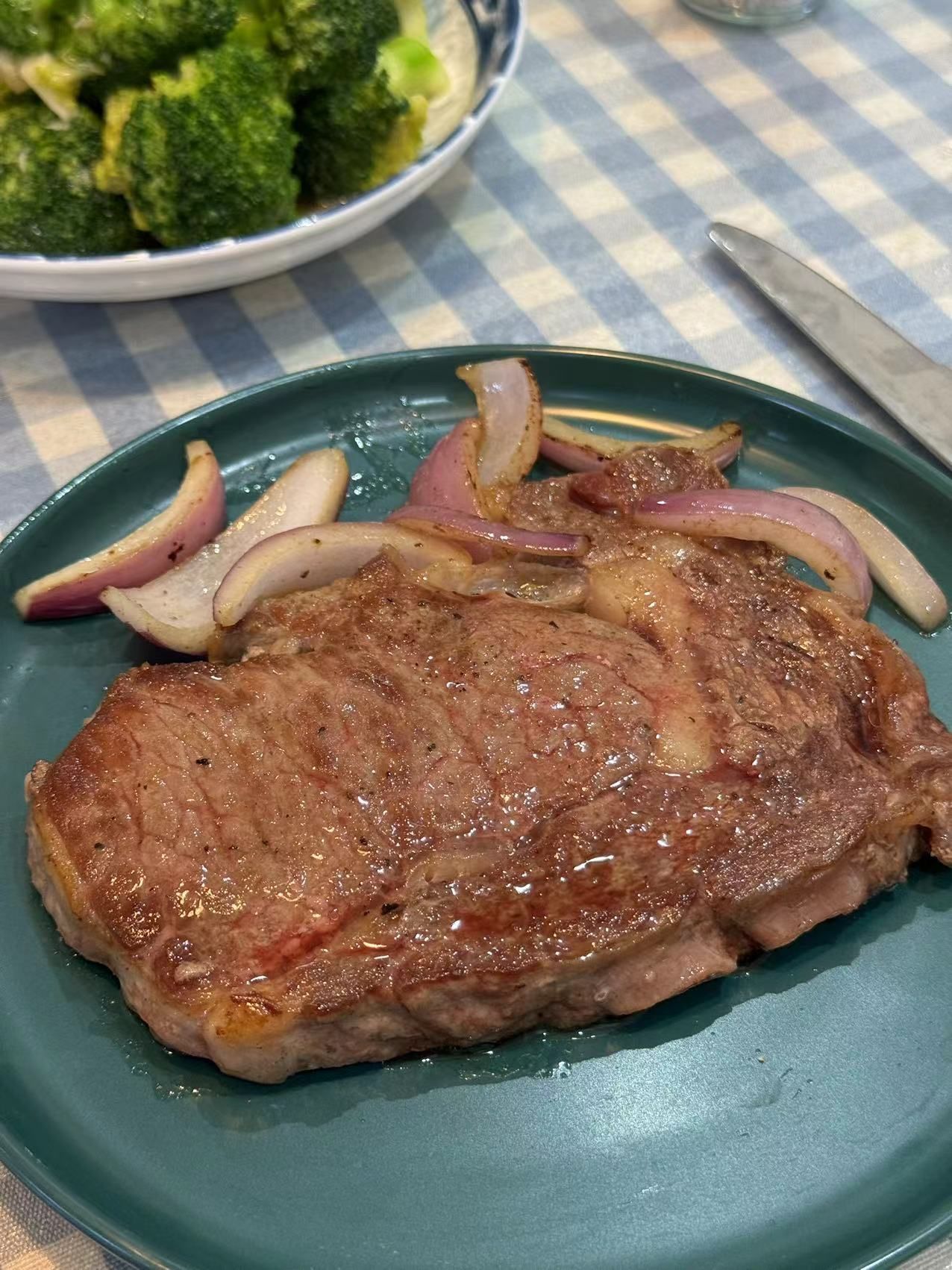 家常牛排(家常牛排酱汁怎么调)