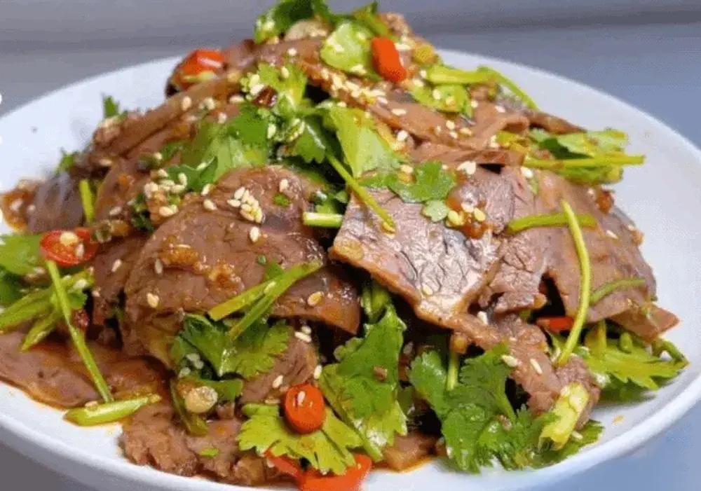 特色拌牛肉做法大全(特色拌牛肉做法大全图片)
