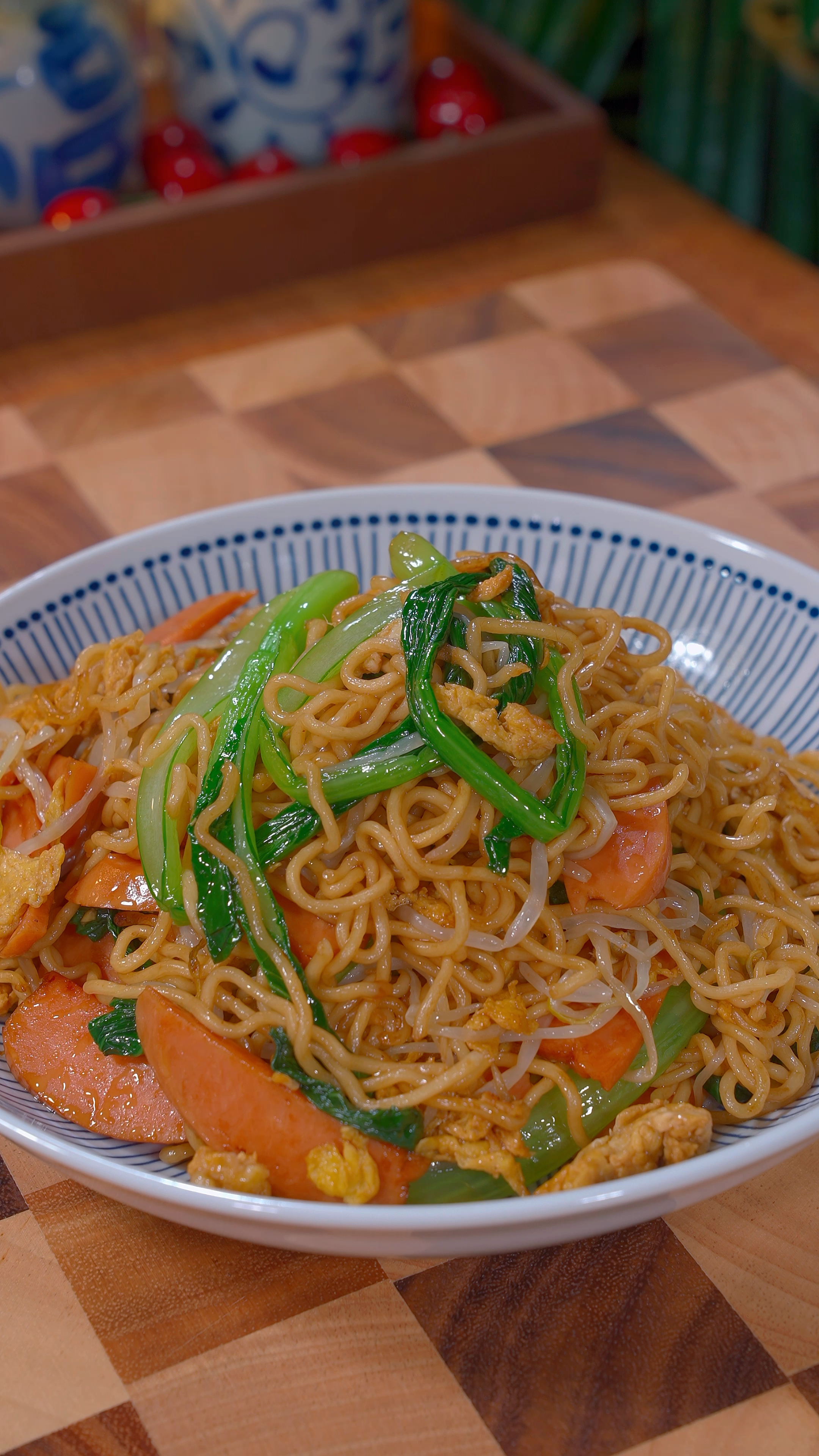 特色炒方便面图片(炒方便面是哪个城市特色)